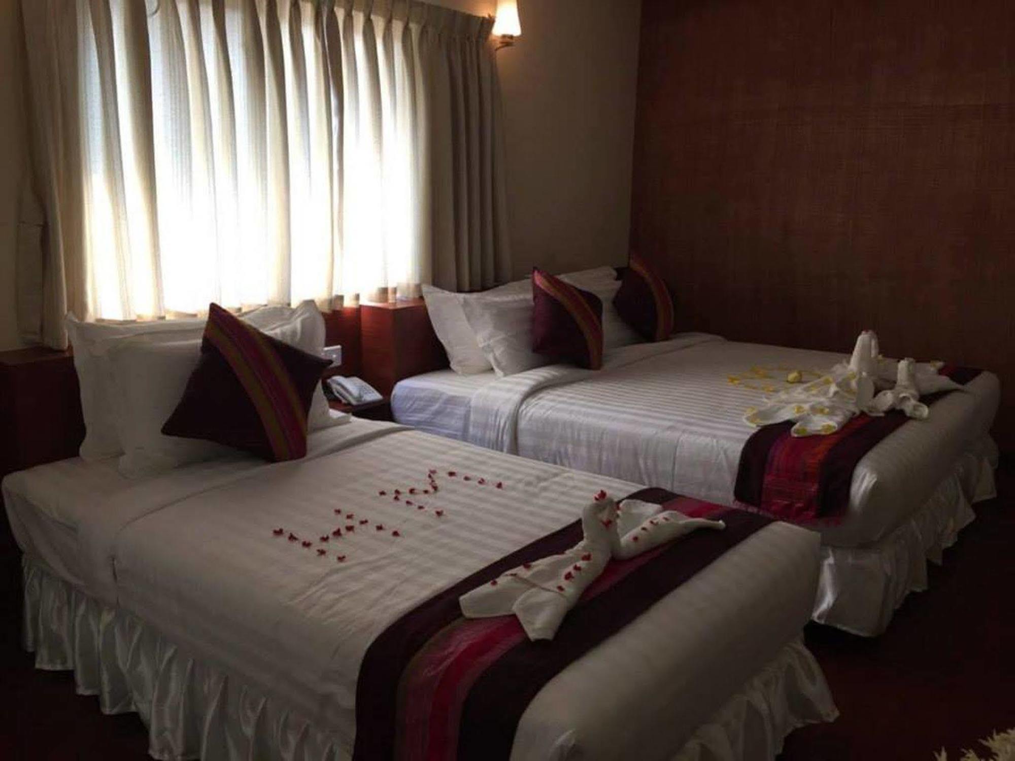 Hotel Memory Sittwe Esterno foto